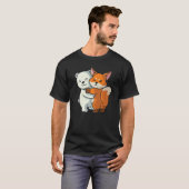 ホッキョクグマとキツネかわいい動物抱き女性少女 Tシャツ (正面フル)