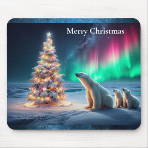 ホッキョクグマの母カブクリスマスツリーノーザンライト マウスパッド