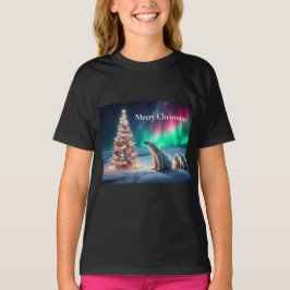 ホッキョクグマの母カブクリスマスツリーノーザンライト Tシャツ