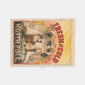 ホッキョクグマはラガービールのマグカップを楽しんでいる フリースブランケット (正面(横))