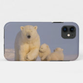 ホッキョクグマ Ursus maritimus 仔グマを産んだ母グマ Case-Mate iPhoneケース (裏面(横))