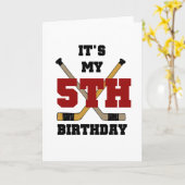 ホッケーの第5誕生日のTシャツおよびギフト カード (黄色い花)