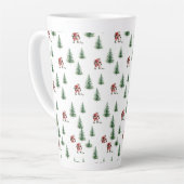 ホッケーサンタと松の木のクリスマス カフェラテマグ (左アングル)