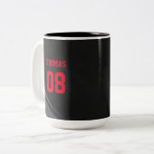 ホッケーパックの名前とパーソナライズされた番号 コーヒーマグカップ (正面左)