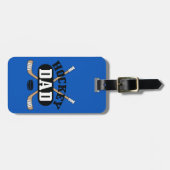 ホッケーパパホッケースティックとパックブルー ラゲッジタグ (正面横)