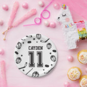 ホッケーブラックとホワイト11誕生日 ペーパープレート (パーティー)