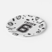 ホッケーブラック&ホワイト第6誕生日 ペーパープレート (アングル)