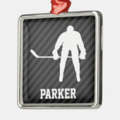 ホッケープレーヤー;黒とダークグレーのストライプ メタルオーナメント (左)