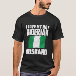 ホットなナイジェリア人夫を愛してる 結婚記念日のハート Tシャツ
