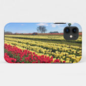 ホットエアバルーン付き赤と黄色のチューリップフィールド Case-Mate iPhoneケース (裏面(横))