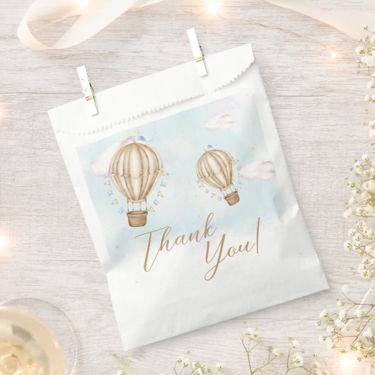 ホットエアバルーン茶色い雲ベビーシャワー フェイバーバッグ (クリップ留めされた状態)