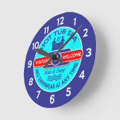 ホットタブスパ – 水着なし ラウンド壁時計 (傾斜)