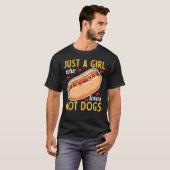 ホットドッグ食べのホットドッグ熱い愛する女の子だけ Tシャツ (正面フル)