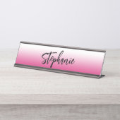 ホットパーソナライズされた明るい赤紫色ピンクと白グラデーション デスクネームプレート (正面)