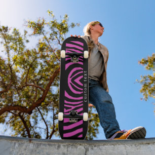 ホットピはっきりしたンク及びブラックアニマルプリントパタストライプーン スケートボード