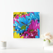 ホットピカラフルンクティール（緑がかった色）ブルーガーベラデイジー花 スクエア壁時計 (ホーム)