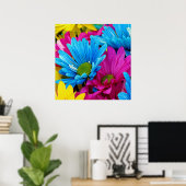 ホットピカラフルンクティール（緑がかった色）ブルーガーベラデイジー花 ポスター (ホームオフィス)