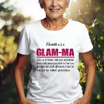ホットピフェイクンクグリッターグラム – マ Tシャツ<br><div class="desc">ホットピフェイクンクグリッターグラムマカード – 私たちの一部のために、常に魅力的で素晴らしいと非常に自然に来する。このグリッターホットピンクのGlam-Maカードを使用して、あなたの内側のdivaと滑らフェイクかなグラムの態度を示す。その定義で「グラムマは子供を持つ女性だが、単におばあちゃんと呼ぶには非常に豪華で魅力的である」と言う。思いやりある母の日、誕生日、または祖母のためのクリスマスカード。年齢は本当にちょうど心の州であることを知って古典的な滞在！..</div>