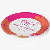 ホットピンクとオレンジのデイジー抽象芸術フローラブライダル ペーパープレート (アングル)