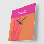 ホットピンクとオレンジの緑離れのパーソナライズされた スクエア壁時計 (傾斜)