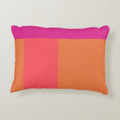 ホットピンクとオレンジ色のブロック アクセントクッション (裏面)
