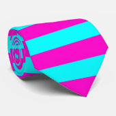 ホットピンクとシアンブルーグリーンのターコイズストライプ ネクタイ (ロール)
