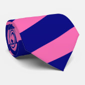 ホットピンクとネイビーストライプのタイ(厚いストライプ) ネクタイ (ロール)