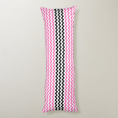 ホットピンクとブラックシェブロンby Shirley Taylor ボディピロー (裏面 (縦))