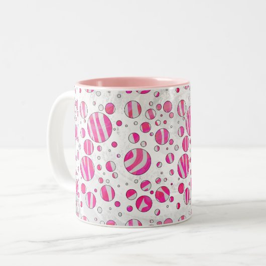 ホットピンクとホワイトゼブラの水玉模様 ツートーンマグカップ (正面左)