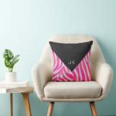 ホットピンクと白とモノグラムのゼブラ クッション (椅子)