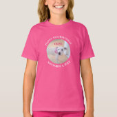 ホットピンクのスカーフを着た愛らしい子犬の写真 Tシャツ (正面)