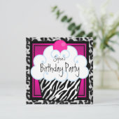 ホットピンクのゼブラガールズカップケーキ誕生日パーティー 招待状 (スタンド正面)