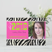 ホットピンクのゼブラ柄 卒業写真招待状 招待状 (スタンド正面)