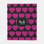 ホットピンクのハートフェイクスパークルズパターンモノグラム フリースブランケット (正面)