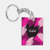 ホットピンクの名前とモノグラムのブラシストロークの色合い キーホルダー (正面左)