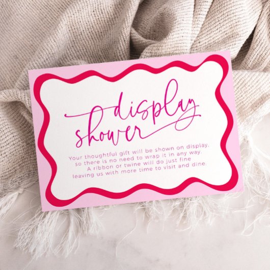 ホットピンクの波状の未ラップ縁どギフトブライダルシャワー エンクロージャーカード