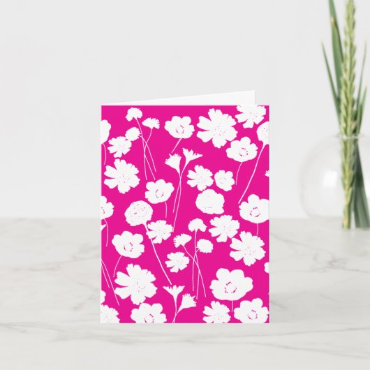 ホットピンクの背景に白い花を色付けする誕生日カード カード (正面)