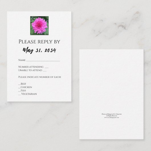 ホットピンクの菊の花の結婚式招待状の返信カード エンクロージャーカード (正面/裏面)