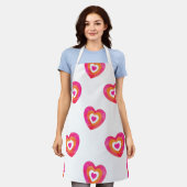 ホットピンクオレンジ色の水色ハートパターン エプロン (着用した状態)