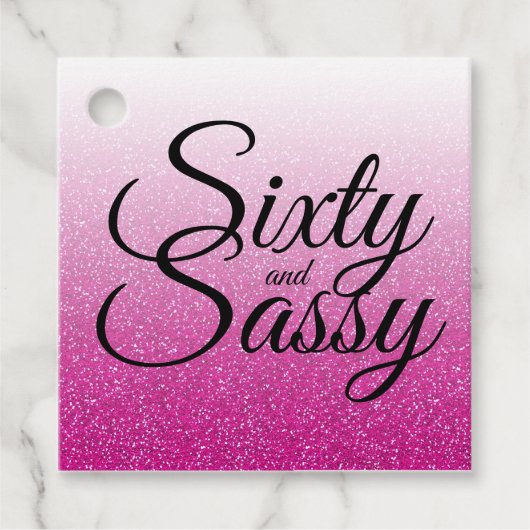 ホットピンクグラデーショングリッター60とサッシー60誕生日 フェイバータグ (正面)