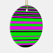 ホットピンクグリーンブラックカラフルストライプ セラミックオーナメント (右)