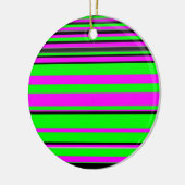 ホットピンクグリーンブラックカラフルストライプ セラミックオーナメント (左)