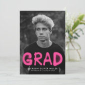 ホットピンクスプレ絵を描ーの写真卒業パーティー 招待状 (スタンド正面)