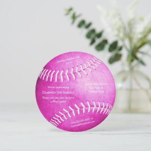 ホットピンクソフトボールをテーマにした女子パーティー発表 案内状 (スタンド正面)