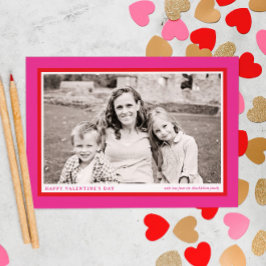 ホットピンクバレンタインデーのフォトフレーム