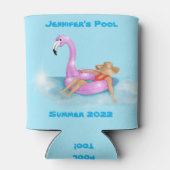 ホットピンクフラミンゴのプールに浮かぶ, C 缶クーラー (裏面)