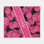 ホットピンクブラック女子パーソナライズされたバスケットボール フリースブランケット (正面(横))