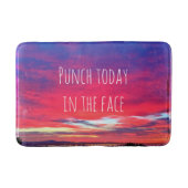 ホットピンクブルーコースタルサンセットパンチトゥデイ引用文 バスマット (正面)