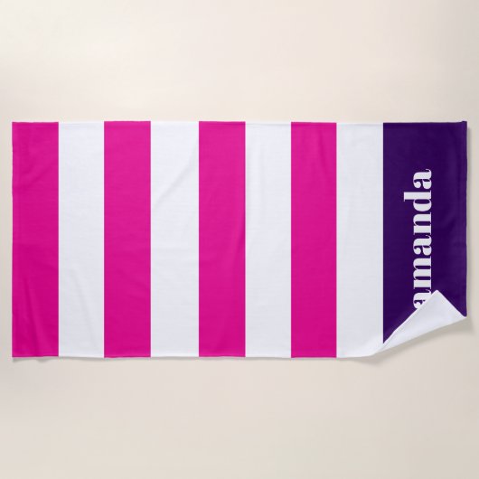 ホットピンクホワイトストライプ名前をカスタムする ビーチタオル (正面)