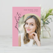 ホットピンクミニマリストアーチフォト卒業パーティー 招待状 (スタンド正面)